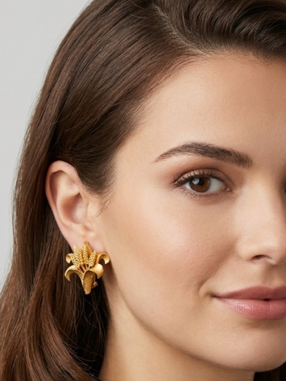 Vintage 60s Women’s Gold Clip Earrings Wheat Motif